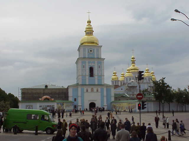 Monastero Mykhailivskyi Zolotoverkhyi