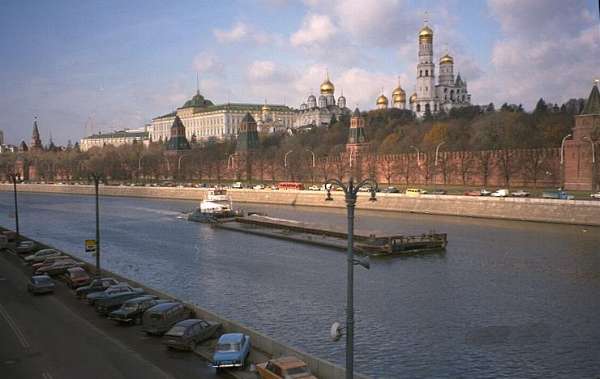 Panorama del Cremlino dalla Moscova