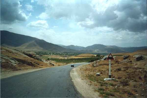 Strada tra Samarcanda e Shahrisabz