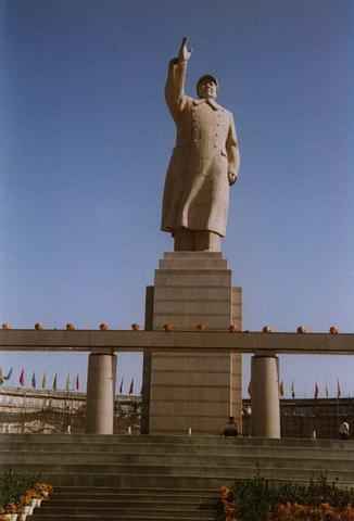 Statua di Mao