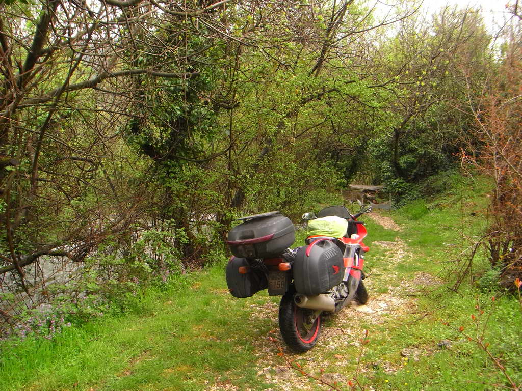 Verso la cascata di Kravica